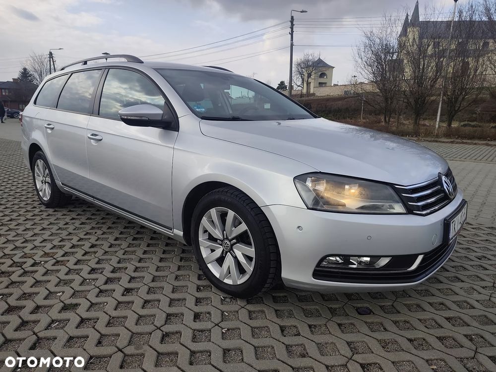 Volkswagen Passat 1.6 TDI Comfortline - 4