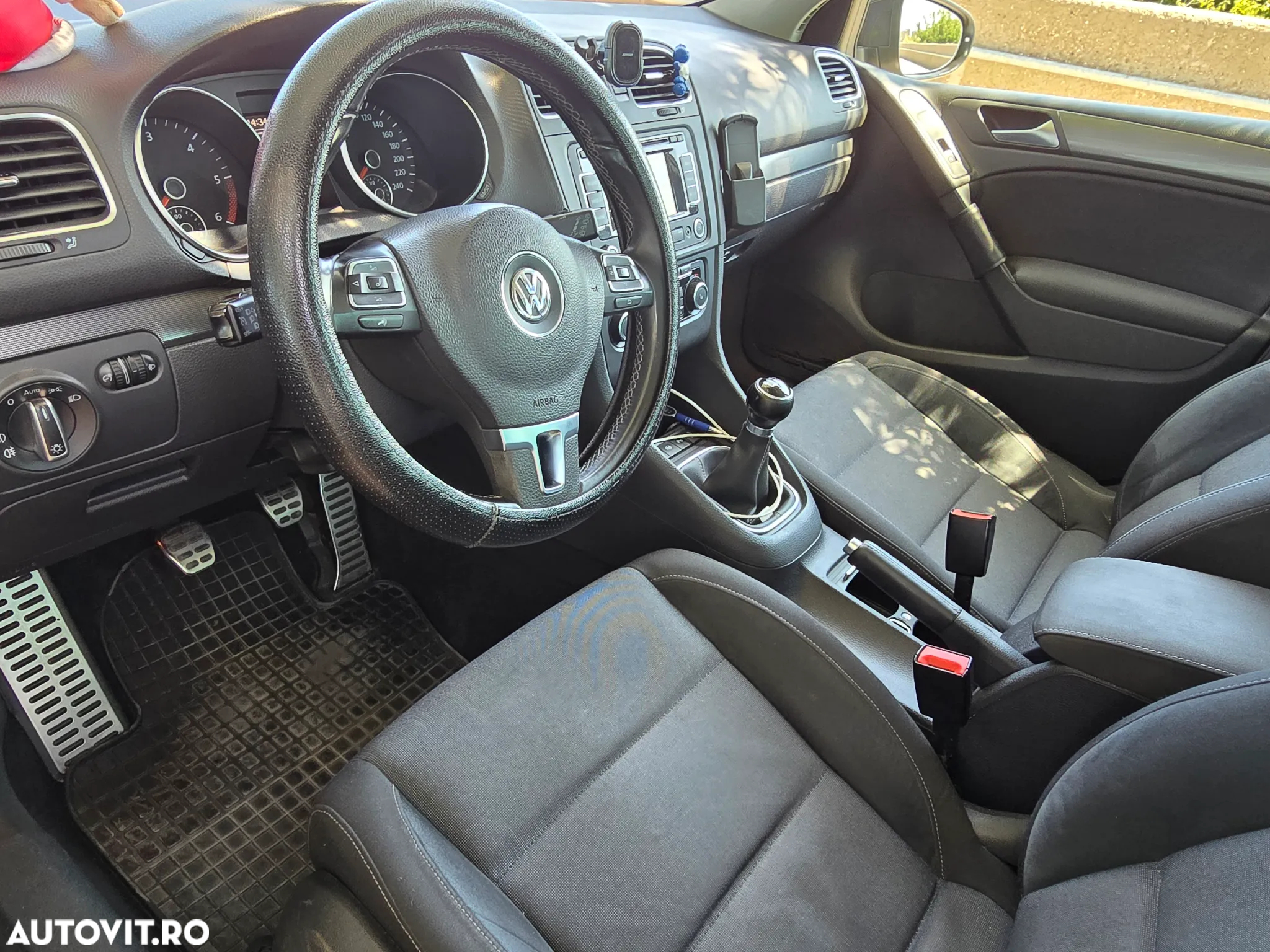Volkswagen Golf 1.6 TDI DPF BlueMotion Technology Style - 8