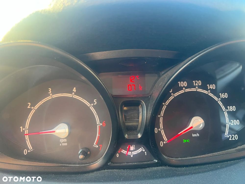 Ford Fiesta 1.25 Gold X (SVP) - 12