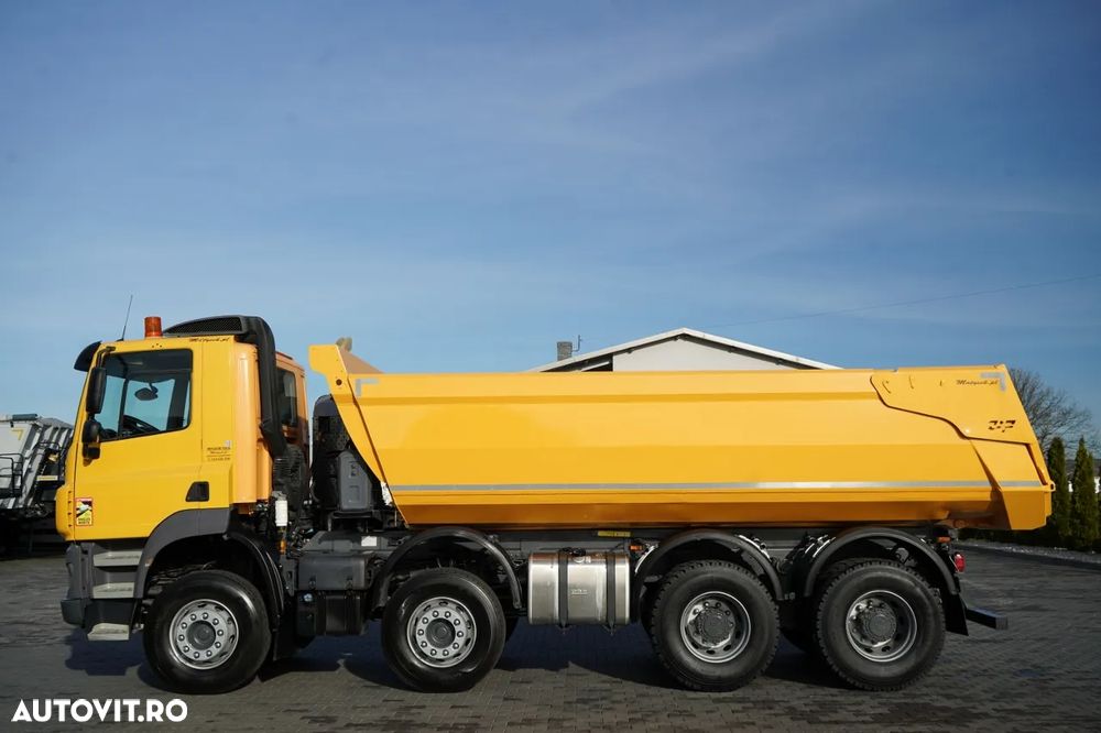 DAF CF 85.410 / 8x4 / BASCULĂ SPATE / CLAPETĂ HIDRAULICĂ / ANVELOPE 100% / MANUALĂ / EURO 6 - 7