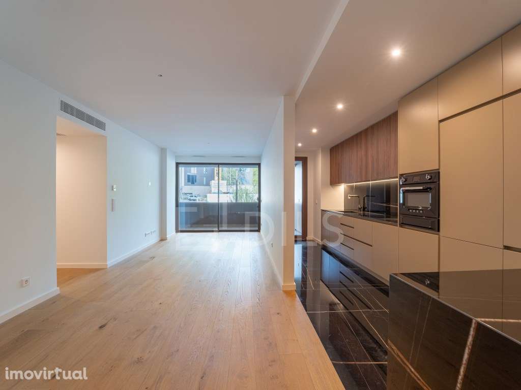 Apartamento T2 com varanda e lugar duplo de garagem, em Vila Nova d... - Grande imagem: 4/39