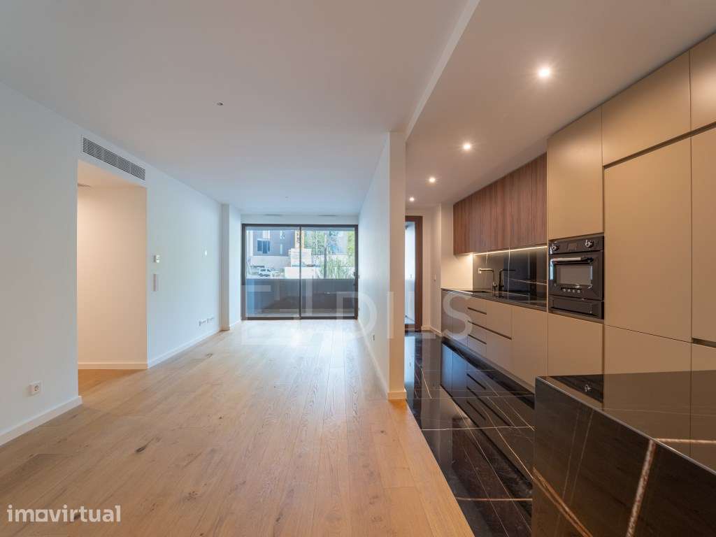 Apartamento T2 com varanda e lugar duplo de garagem, em Vila Nova d... - Grande imagem: 4/39