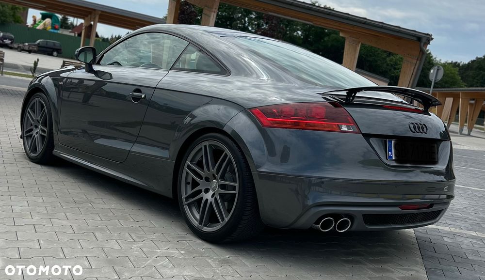Audi TT Coupé - 8