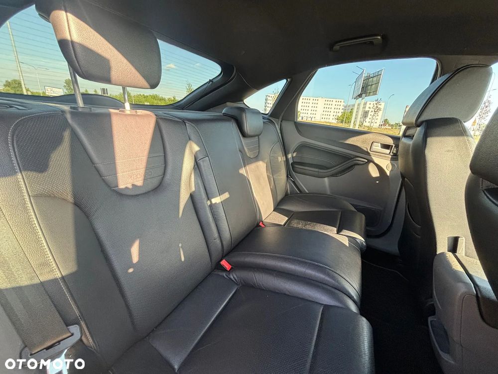 Ford Focus ST - 11