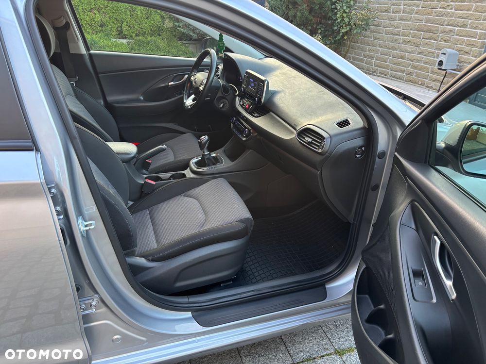 Hyundai i30 1.5 DPI Modern - 12