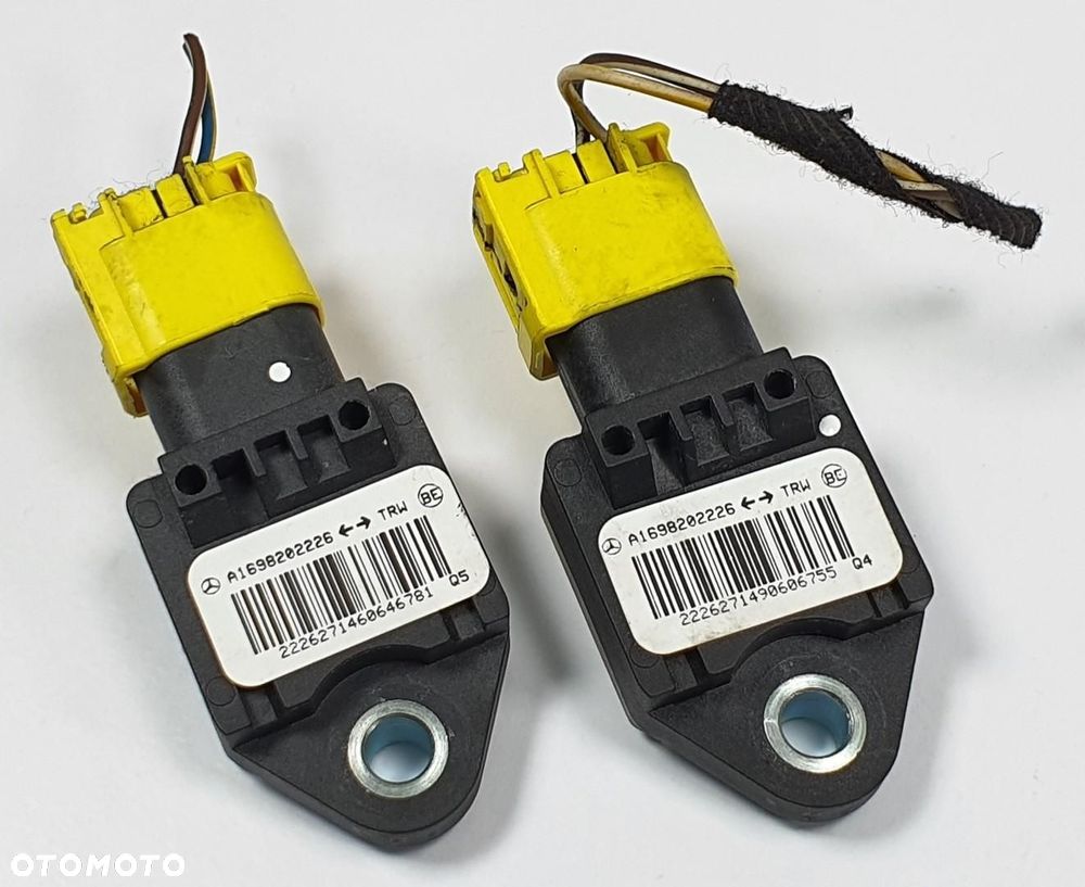 SENSOR UDERZENIOWY MERCEDES W245 A1698202226 - 2