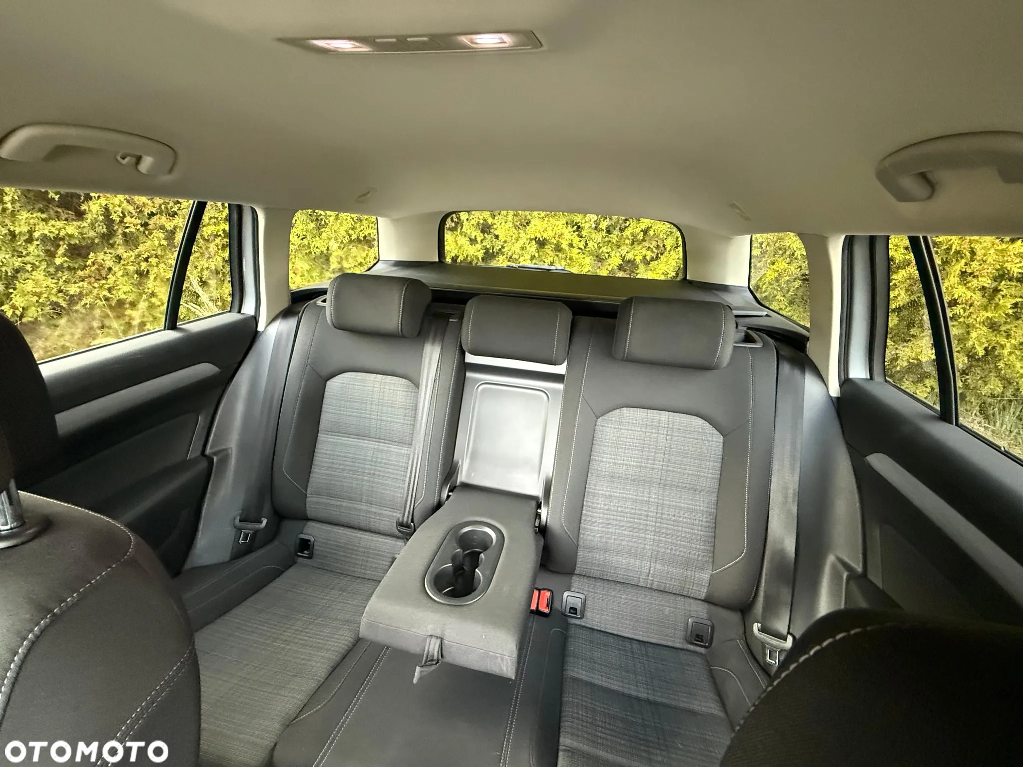 Volkswagen Passat 2.0 TDI EVO Business DSG - 8