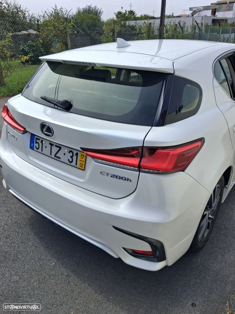 Lexus CT 200h F Sport - 3