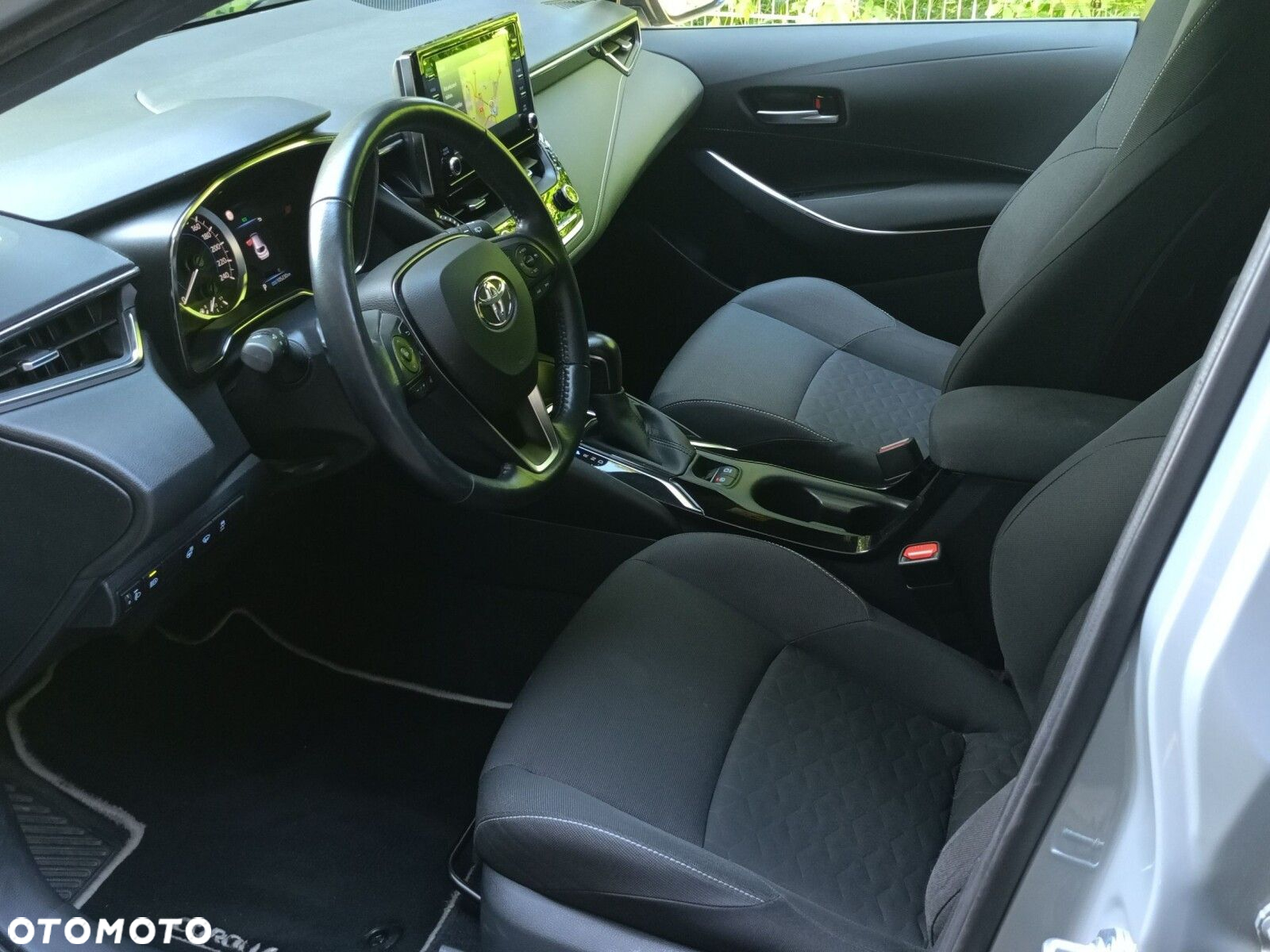 Toyota Corolla - 8