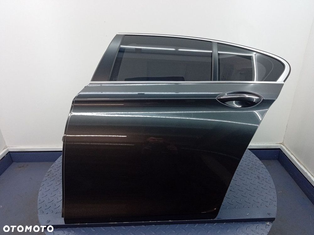 BMW 5 F10 DRZWI TYŁ LEWE TYLNE A90 SOPHISTOGRAU - 1