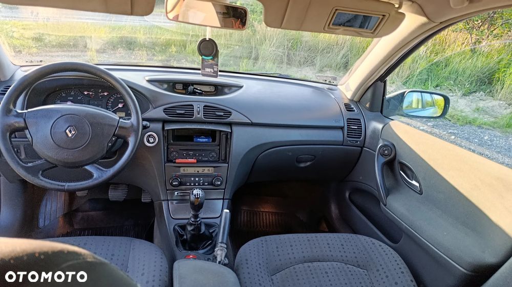Renault Laguna 1.9 dCi Confort Authentique - 7