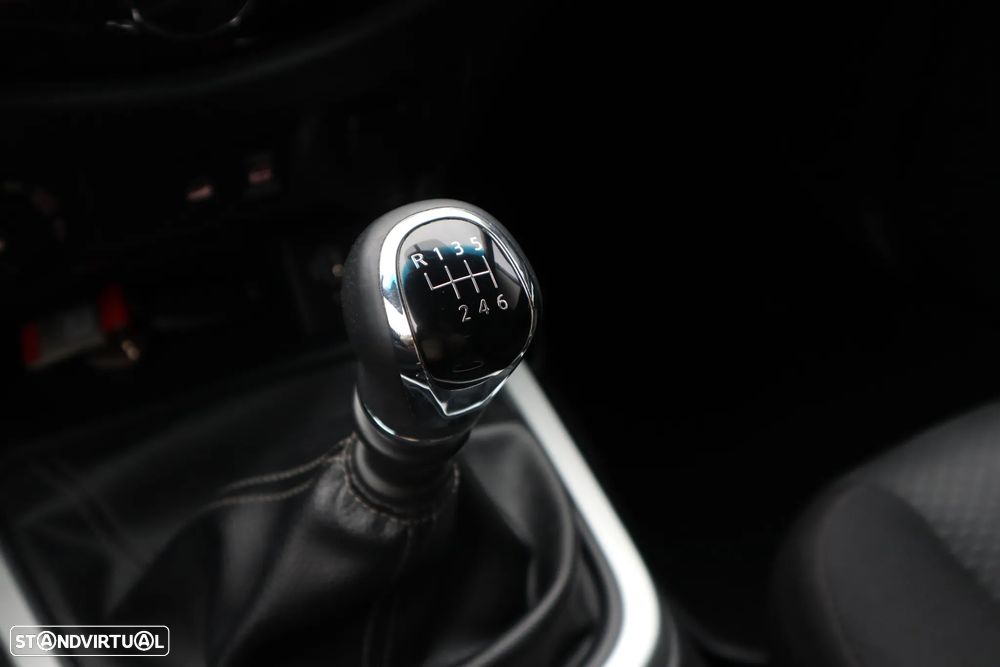 Nissan Navara 2.3 dCi CD 4WD N-Connecta Nav+Barras - 19