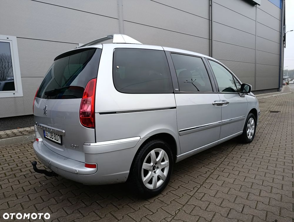 Peugeot 807 HDi 135 Family - 12