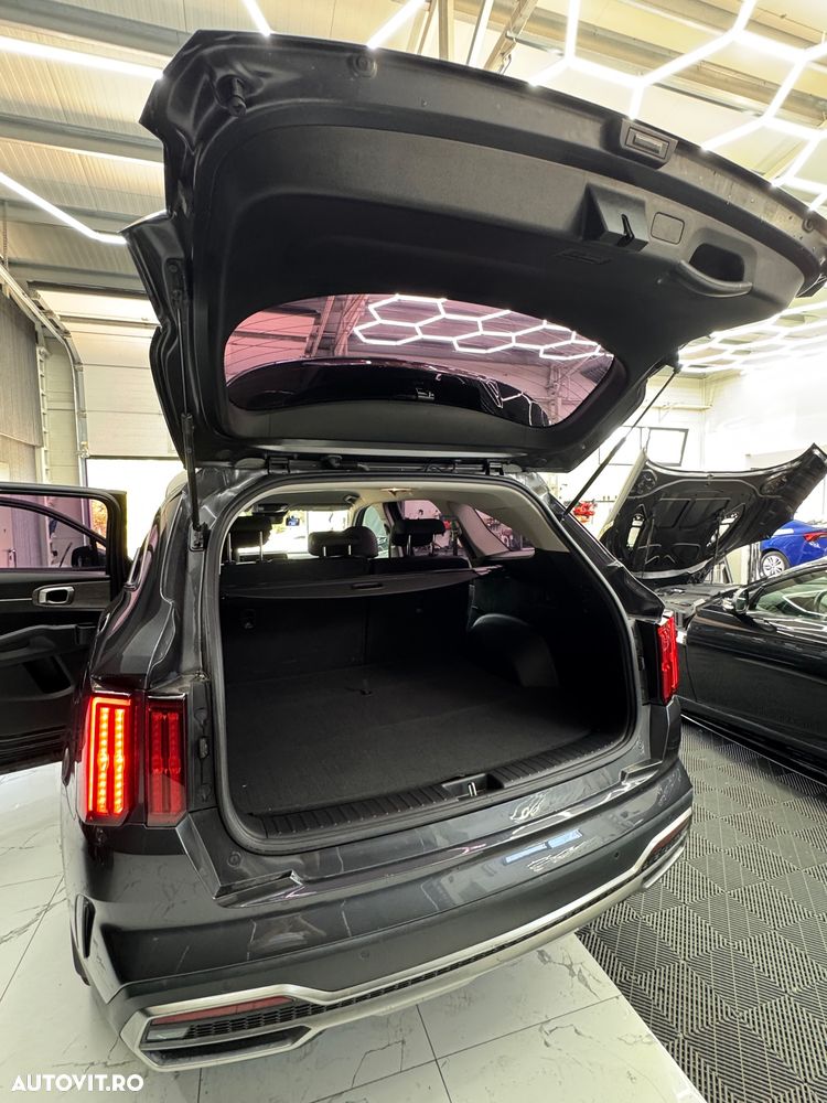 Kia Sorento - 3