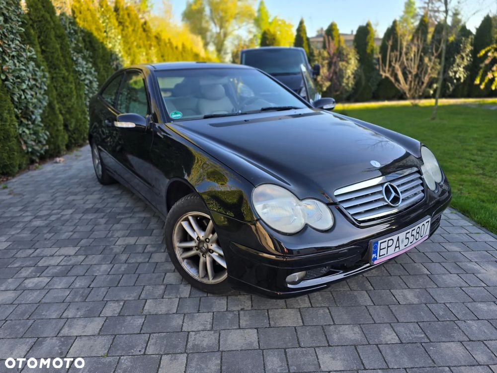 Mercedes-Benz Klasa C 200 Kompressor Sportcoupe - 2