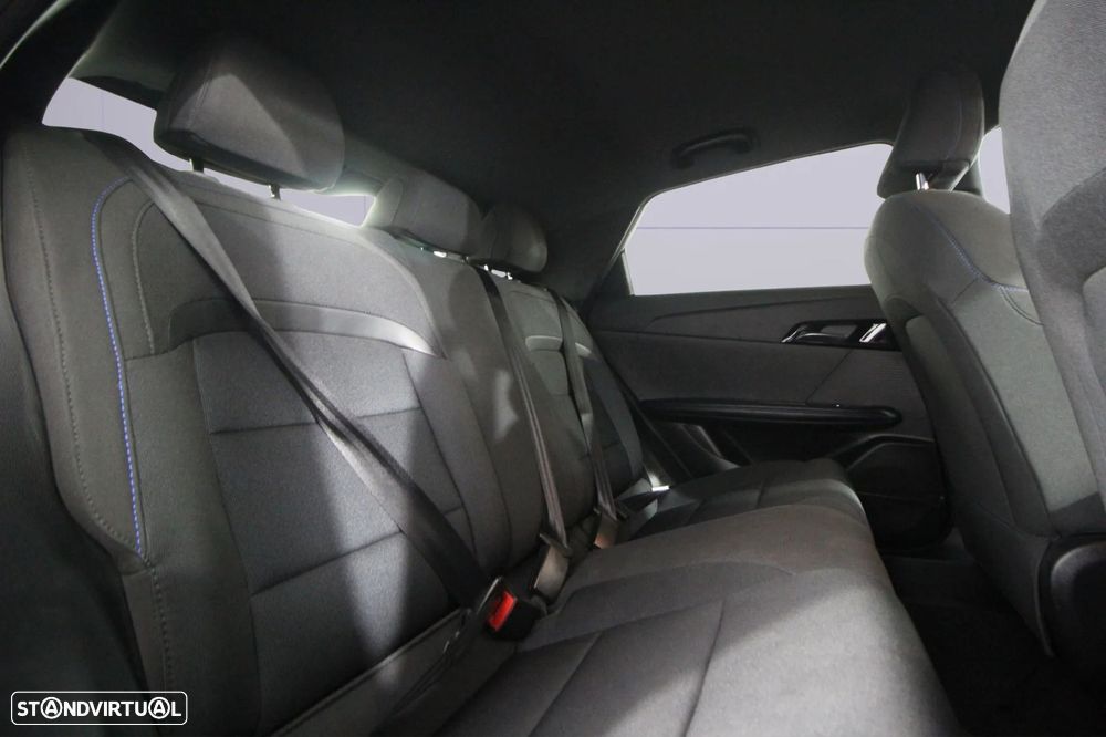 MG MG4 64 kWh Comfort - 14