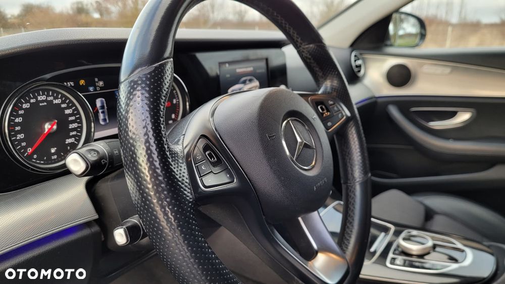 Mercedes-Benz Klasa E 200 d 9G-TRONIC Avantgarde - 18