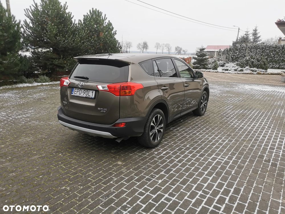 Toyota RAV4 2.0 D-4D Premium - 8