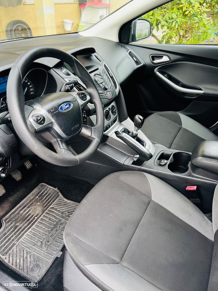 Ford Focus 1.0 SCTi Titanium - 7