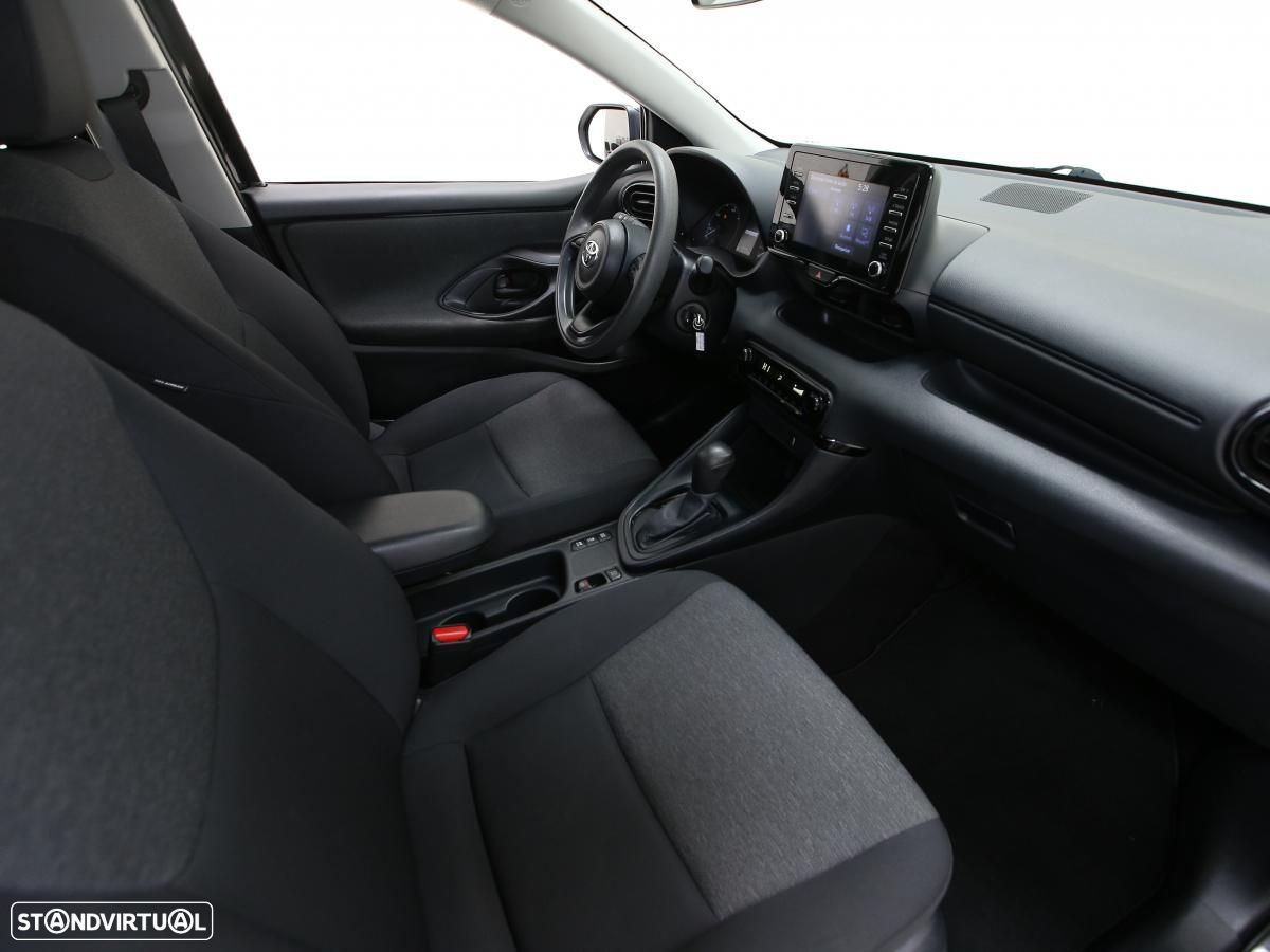 Toyota Yaris 1.5 HDF Comfort - 10