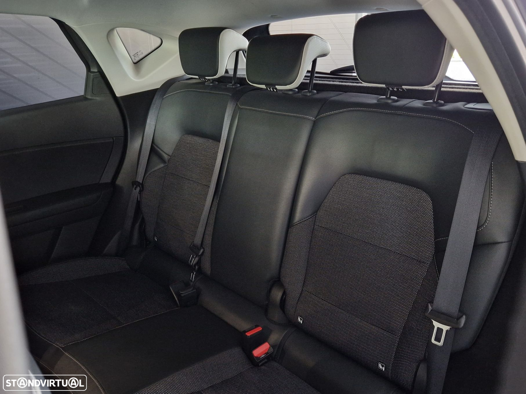Renault Captur 1.0 TCe Exclusive - 10