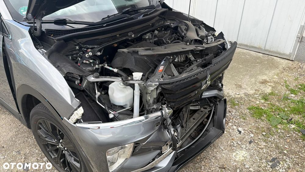 Mitsubishi Eclipse Cross 1.5 T GPF Intense Plus CVT - 38