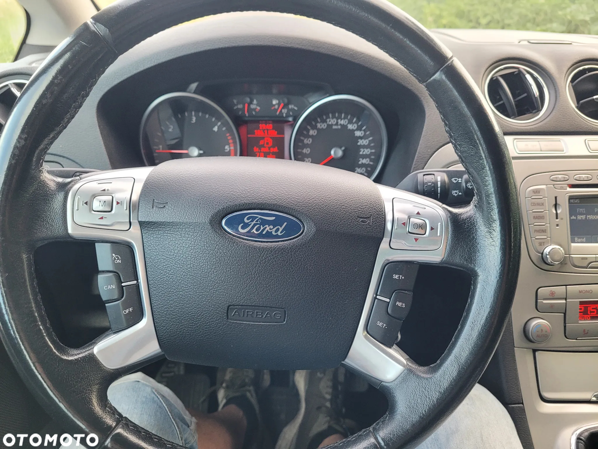 Ford S-Max - 14
