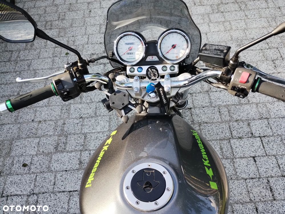 Kawasaki ZR - 10