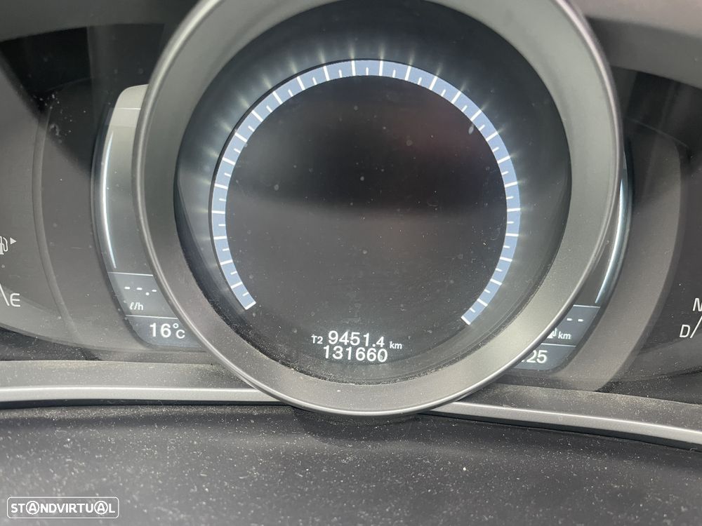 Volvo V40 2.0 D2 Momentum Geartronic - 5