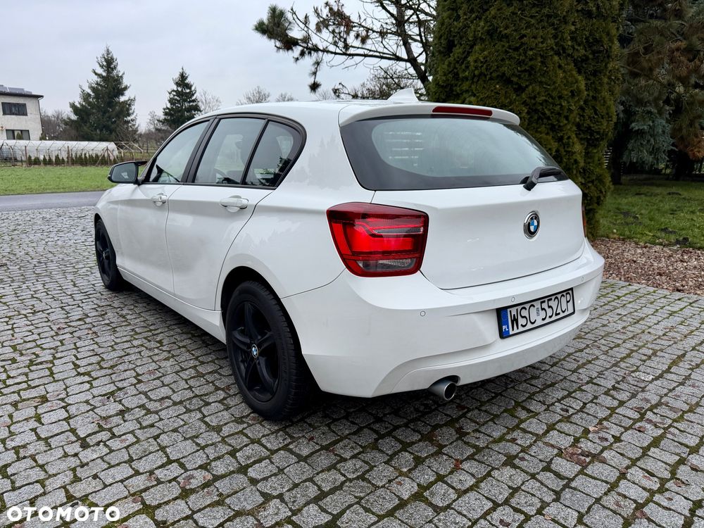 BMW Seria 1 116d - 4