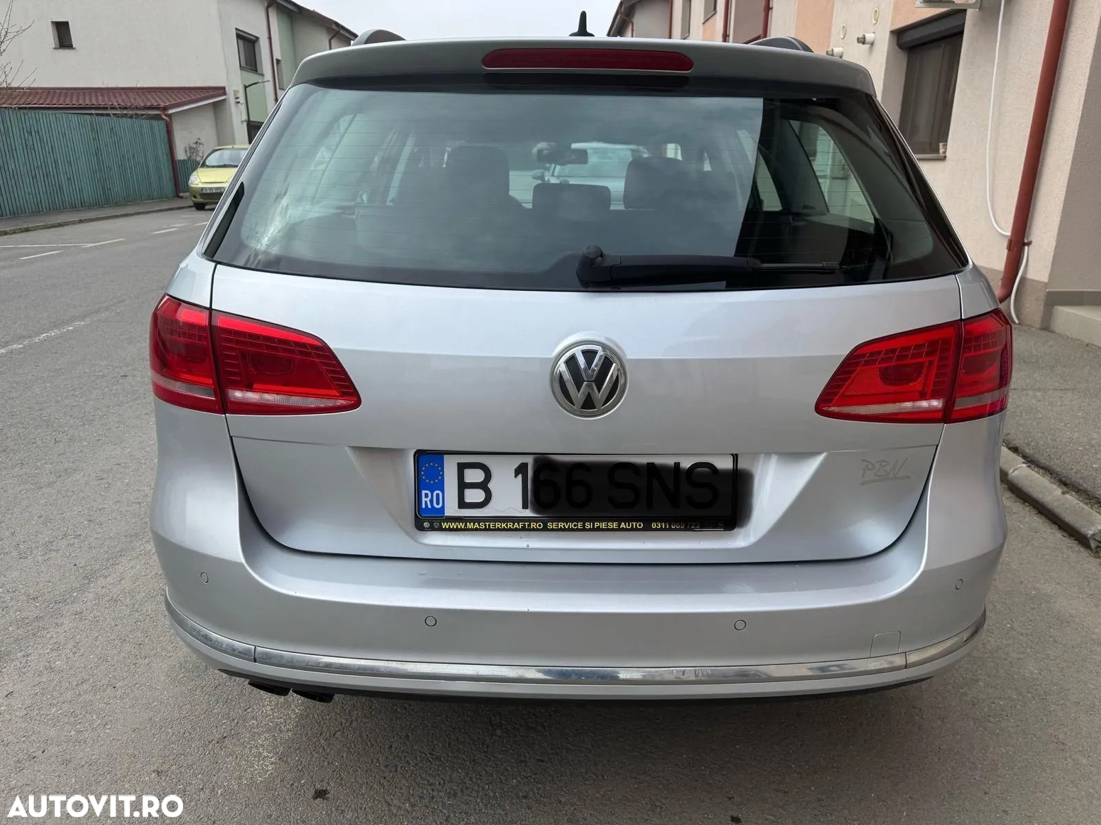 Volkswagen Passat - 8
