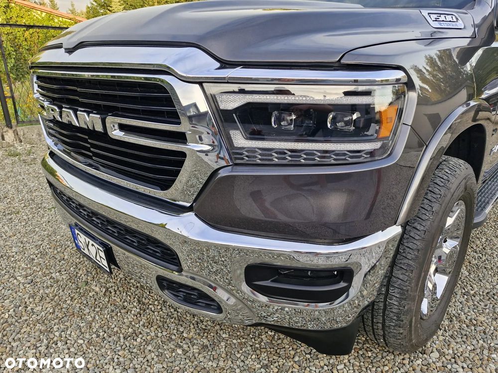 RAM 1500 ver-5-7-quad-cab-laramie - 11