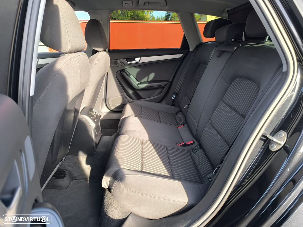 Audi A4 Avant 2.0 TDI - 30