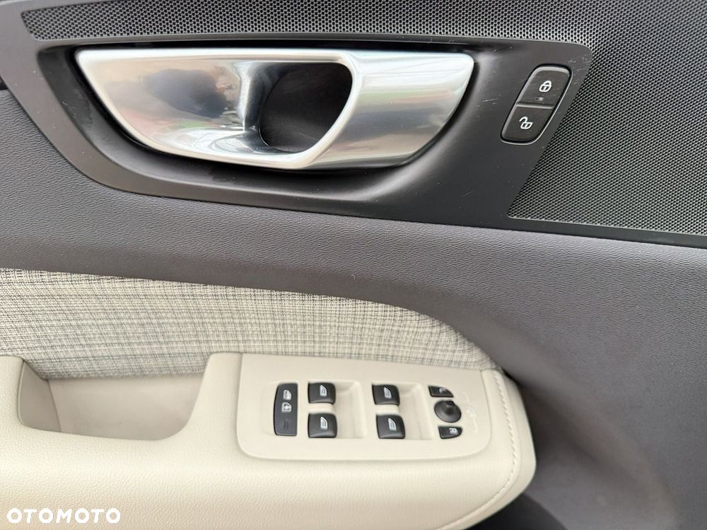 Volvo XC 60 - 14