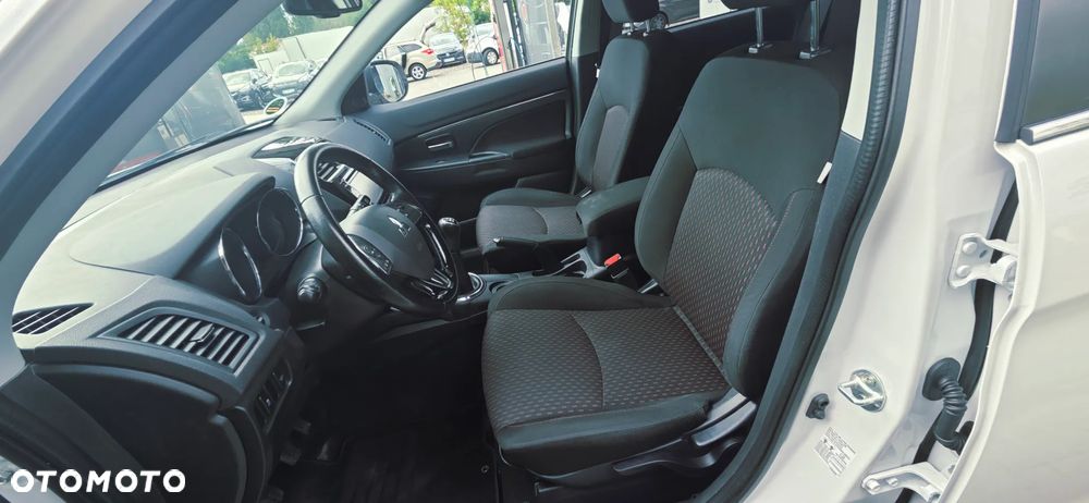 Mitsubishi ASX 1.6 2WD Comfort Edition - 30