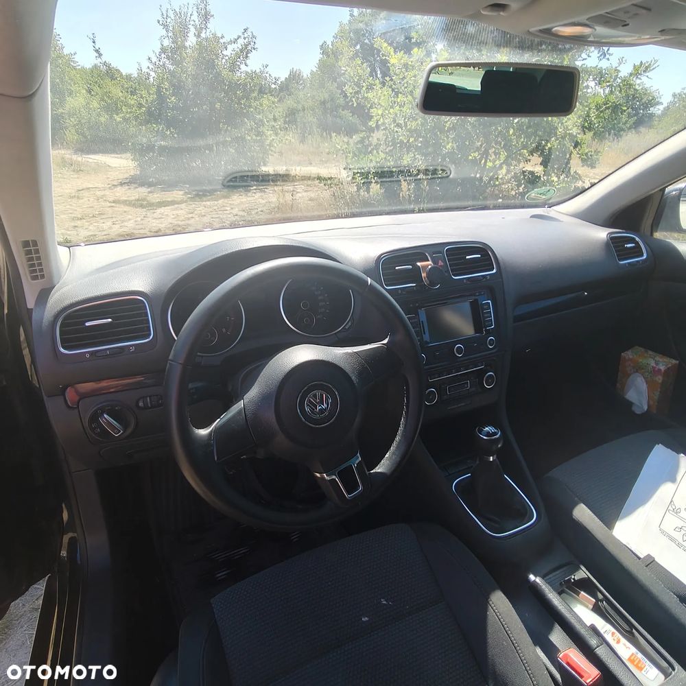 Volkswagen Golf - 8