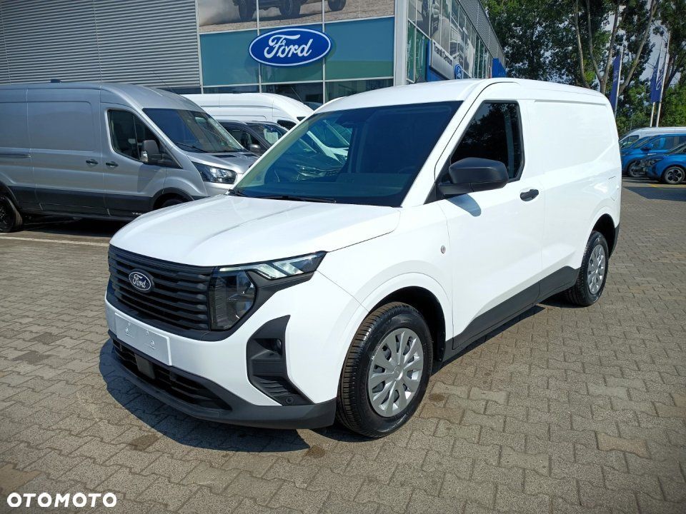 Ford Transit Courier - 2