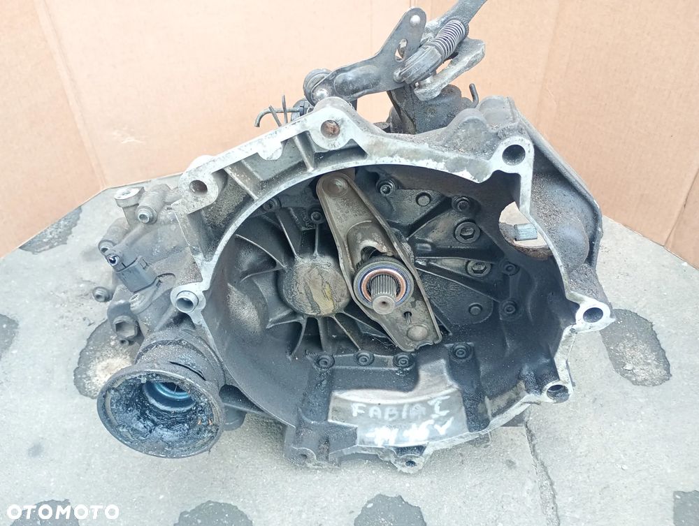 SKODA FABIA I 1,4 16V skrzynia biegów FCU Polo - 4