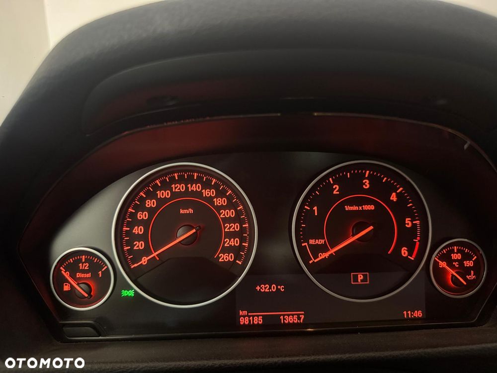 BMW 3GT 318d Sport Line - 11