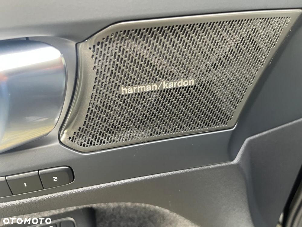 Volvo XC 40 T4 Recharge DKG Ultimate Bright - 16