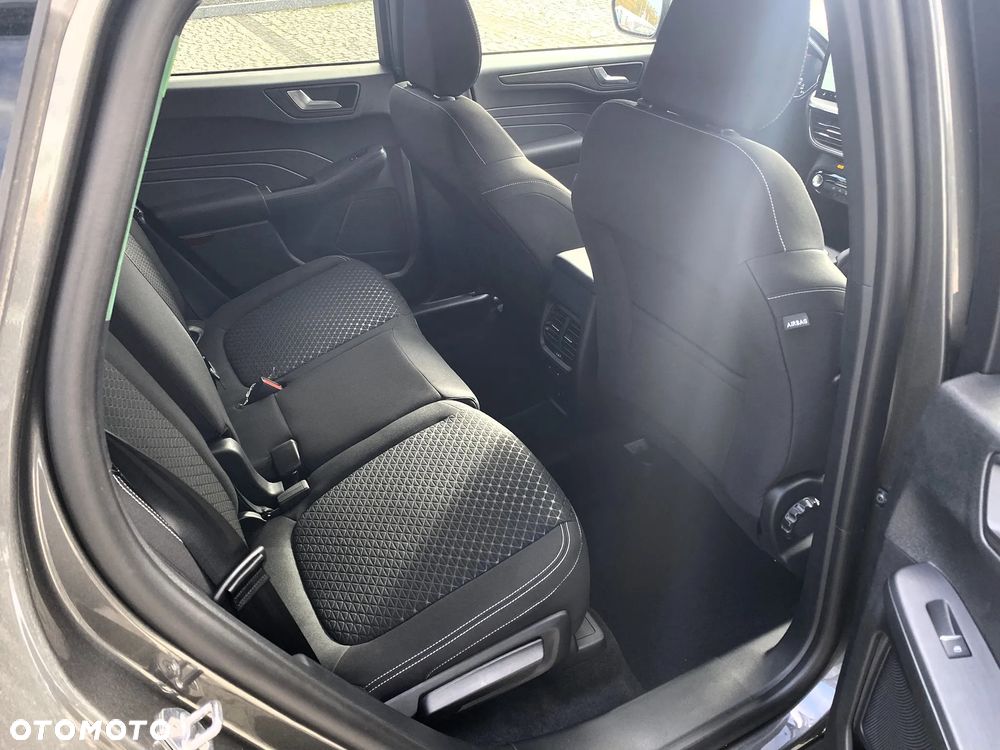 Ford Kuga 2.5 FHEV FWD Titanium - 19