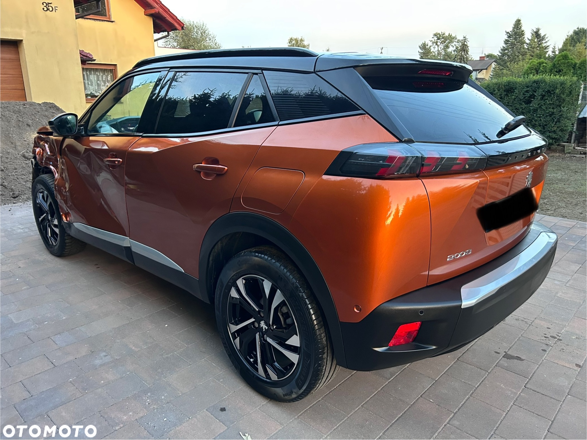 Peugeot 2008 BlueHDi 130 EAT8 GT - 6