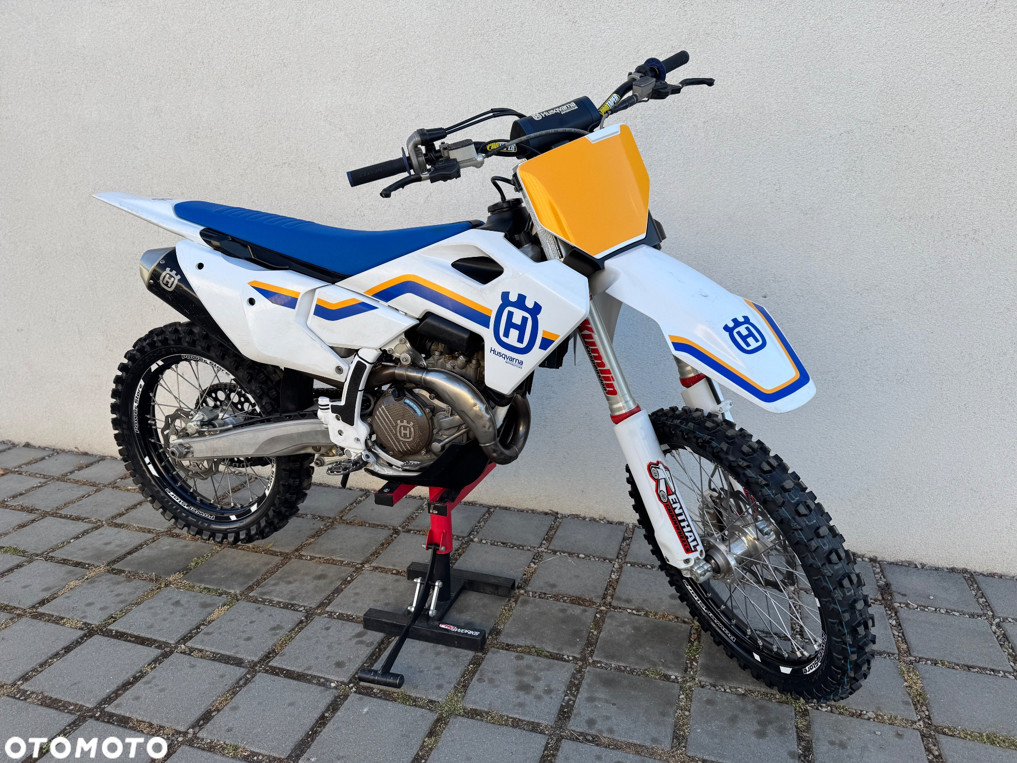 Husqvarna FC