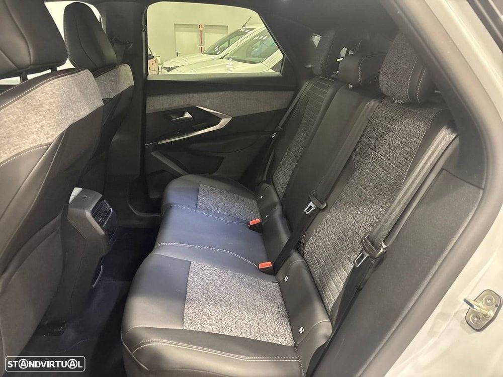 Peugeot 3008 1.2 Hybrid Allure e-DCS6 - 10