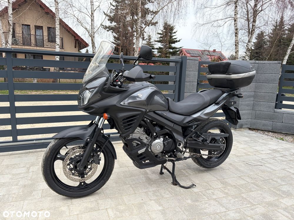 Suzuki V-STROM - 1