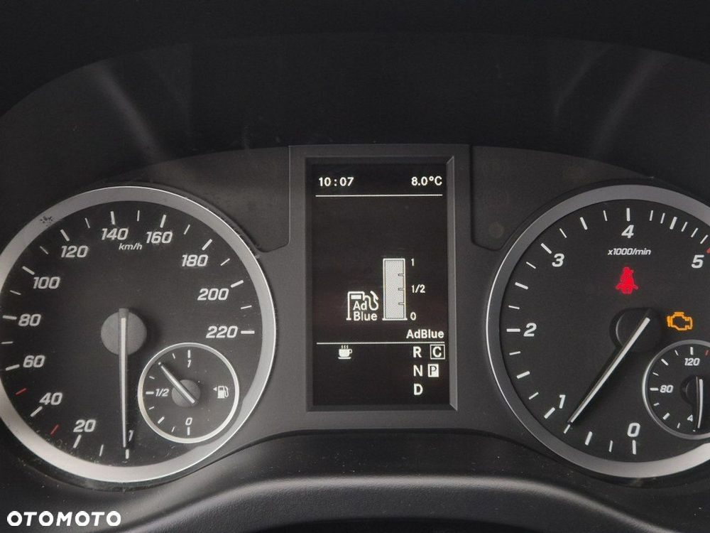 Mercedes-Benz Vito - 16