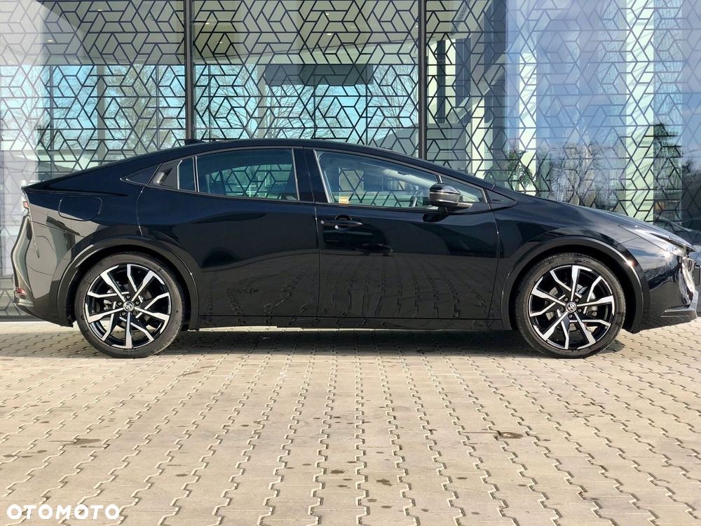 Toyota Prius - 3