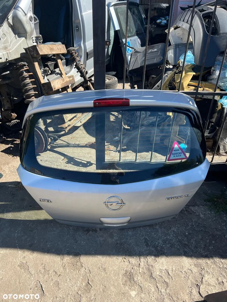 Klapa tylna bagażnika OPEL Corsa D 2007 2008 2009 2014
