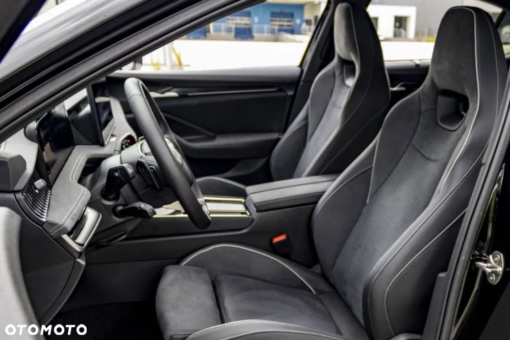 Skoda Superb 2.0 TDI SCR Sportline DSG - 20