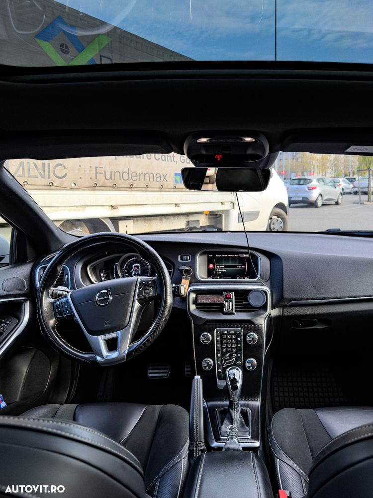 Volvo V40 T3 Aut. Inscription - 4